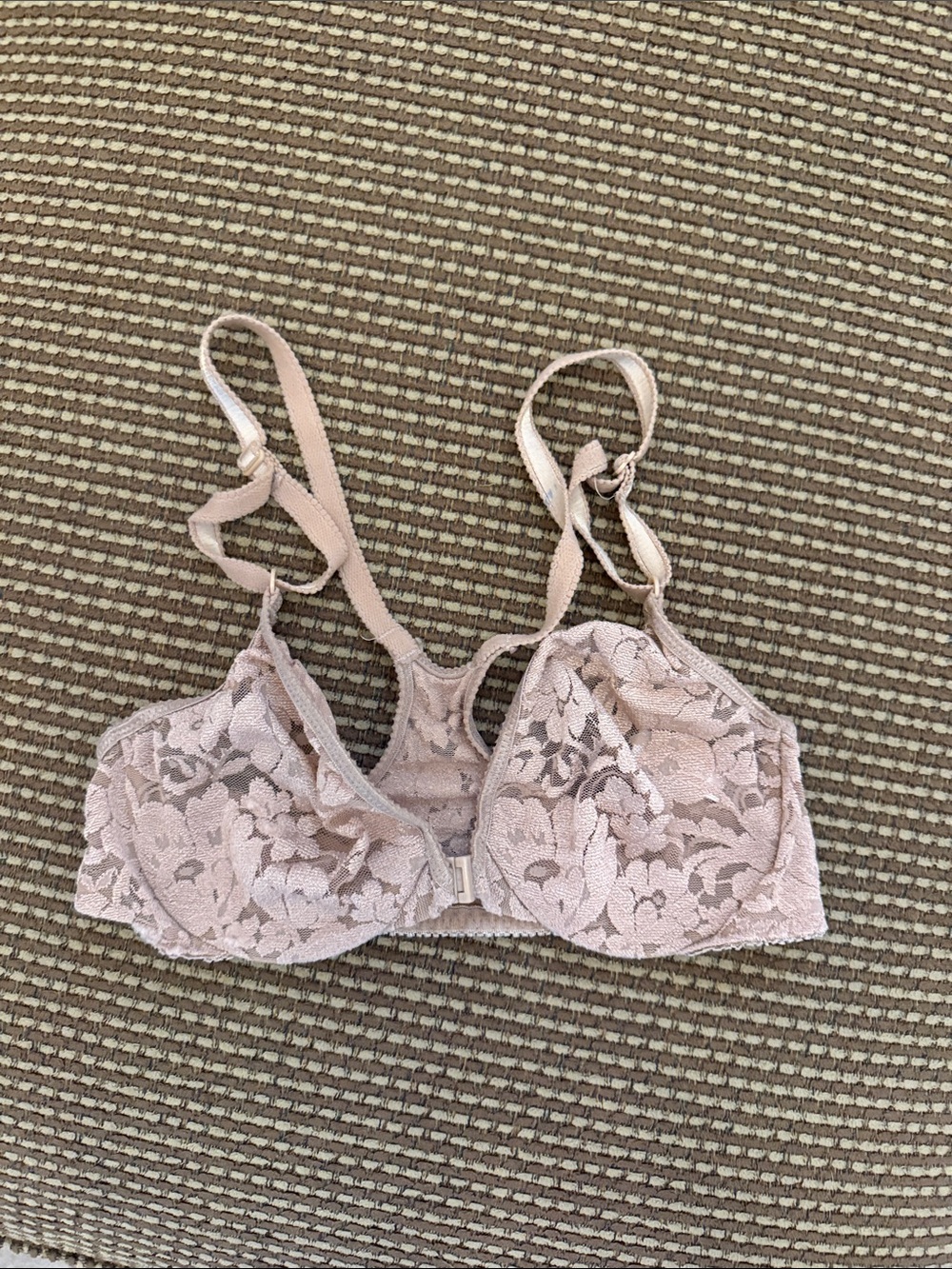 Victorias Secret lace bra size 32C
